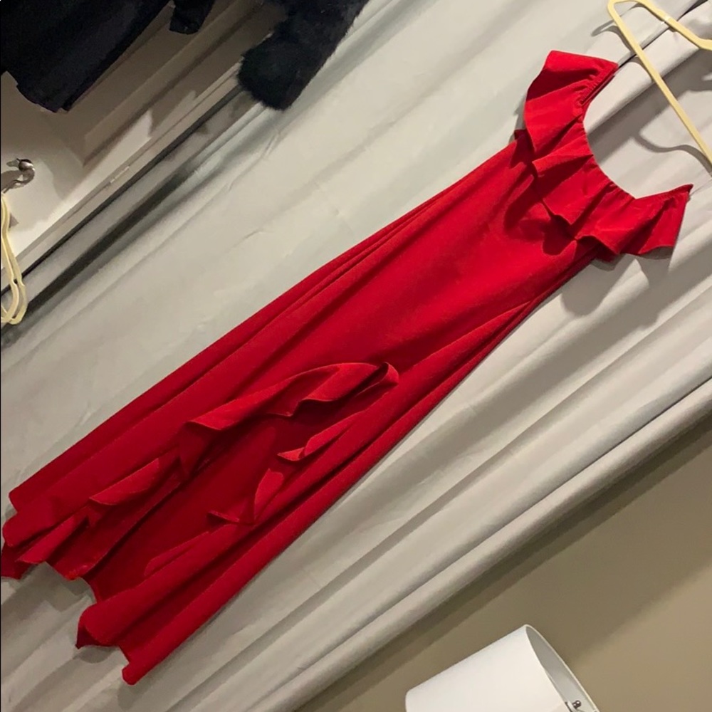 Red Holiday Chasing’ Love Ruffle Dress